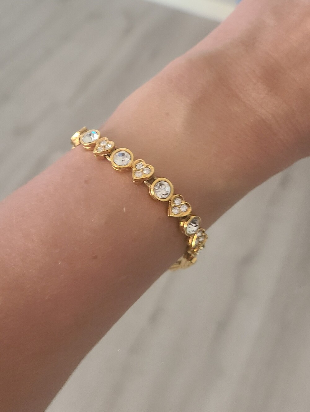 Swarovski Gold Toned Heart & Round Link Bracelet-Excellent Vintage Condition